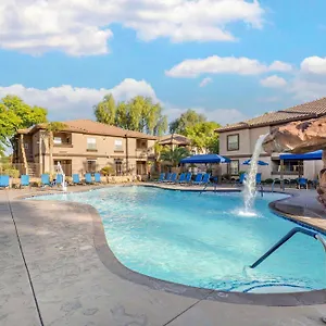 *** אתר נופש Hilton Vacation Club Desert Retreat Vegas ארצות הברית
